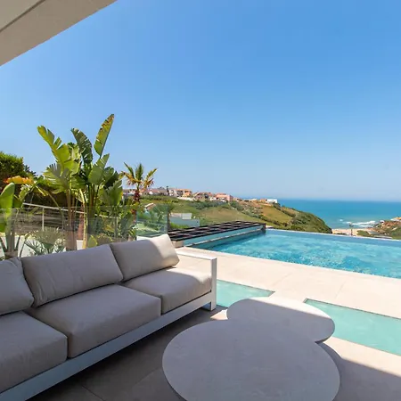 Barthelemy, Ericeira Luxury Вилла