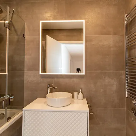 Barthelemy, Ericeira Luxury * Santo Isidoro