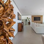 Villa Barthelemy, Ericeira Luxury *