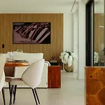 Barthelemy, Ericeira Luxury Santo Isidoro