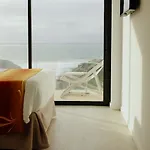 Villa Barthelemy, Ericeira Luxury *