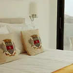 Villa Barthelemy, Ericeira Luxury *
