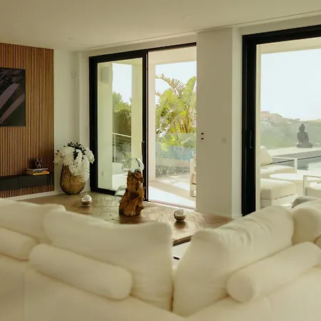 Barthelemy, Luxury