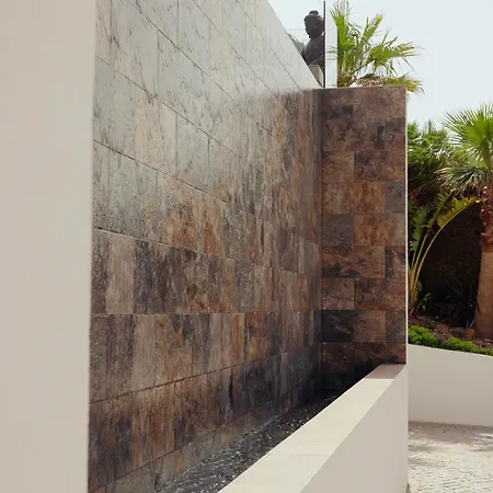 Barthelemy, Luxury