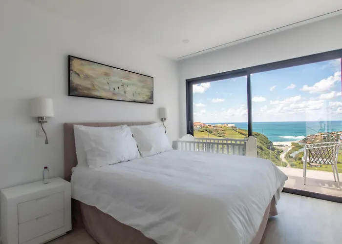 Barthelemy, Ericeira Luxury וילה